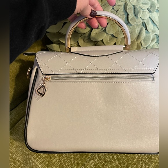 Gray Bella Russo purse ❤️ - Picture 4 of 7